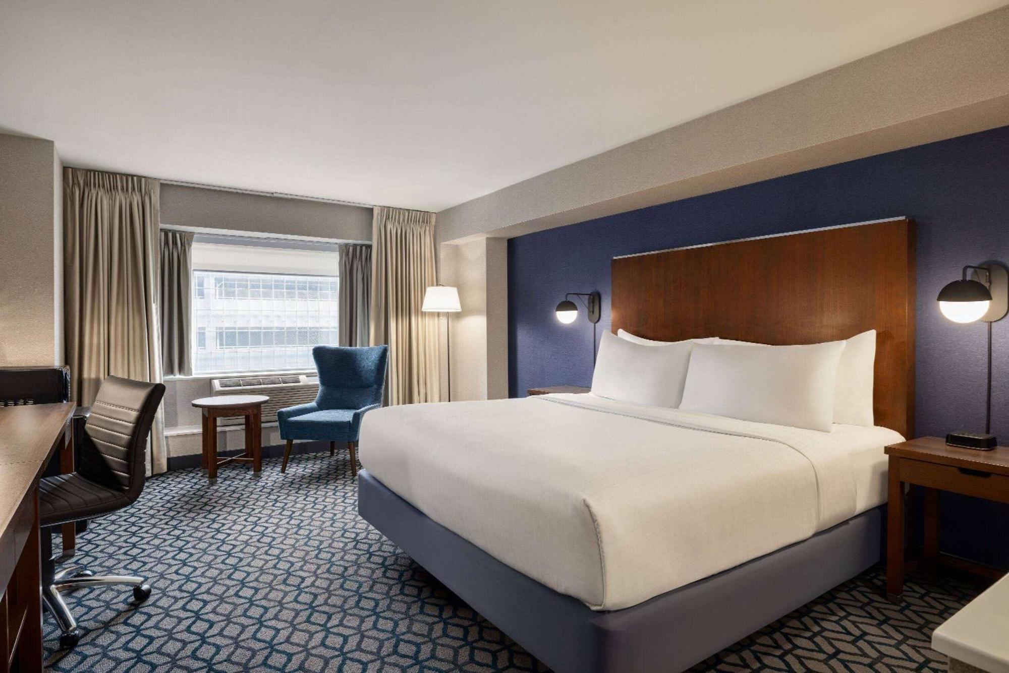 Hotel Wyndham Grand Fallsview Niagara Falls